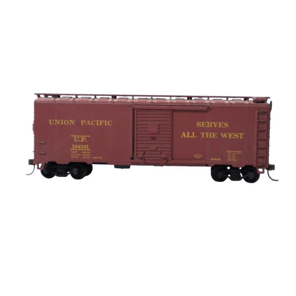 Union Pacific Boxcar Model Train Car Road of Streamliners‎ UP 184241 B-50-21